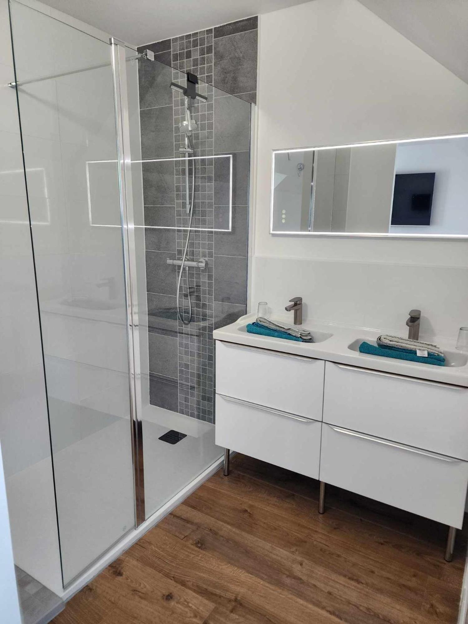 Chambre, Salle De Bain, Toilette, Salon Privatif แซงต์-มารีย์-ดู-มองต์ ภายนอก รูปภาพ